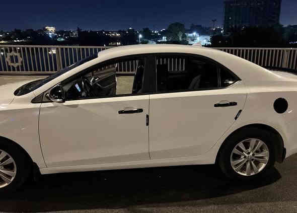 م جي 360   2019محرك 1800تنفس طبيعي لايتات زينون بك لايت    مثبت سرعة حساسات خلفية كامرة دوارة
سيارة وارد خليجي مال وكالة 
 قطعتين صبغ جاملغ بارد 
الاستفسار.***********
