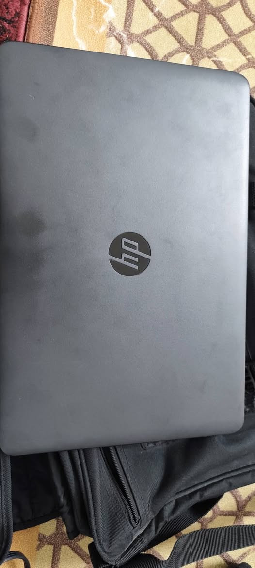 السلام عليكم ورحمة الله وبركاتة 
لابتوب من نوع:  HP 850G1
المواصفات 
Core i: 7 
الذاكره 256 ssd 
ram  :  8 
كيبورد ضوئي 
شاشه   15.6
مع كامل المحتوياتها 
شاحن و اضافة الى ماوس و حقيبه 
الاستفسار عن السعر يرجى الاتصال على الرقم التالي 
***********
