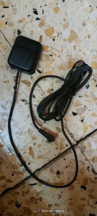 شاشة سيارة • جي بي اس شغال • وفيشة موجودة