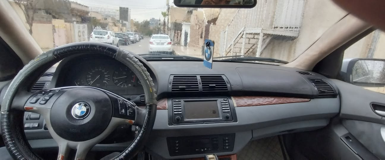 من رخصة الادمن بيئم x5 2003للبيع 
محرك 8V ✈️
كهربائيات كلها شغاله 
ستيرن فوليوم
فتحه سقف
مري اوتو 
3وضعيات قياده     s/n /e
محرك كير بشرط 
رقم صلاح الدين 

سعر 60$ للاستفسار 
*********** واتساب
***********هاتف
