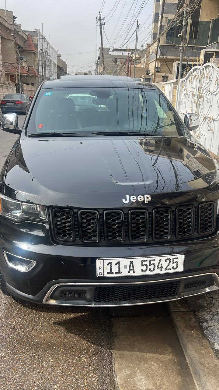 جيب 2018 لمتد فول واحد/واحد
كشنات جلد كهرباء
 تدفئة
شاشة كبيره
كشن السايق خزن
مكينه 3600
صندوك كهرباء
بصمة
تشغيل عن بعد
سيارة مال بيت استخدام شخصي
السعر 21 ونص وبيها مجال
متوفر وتساب 

‭0772 108 9825‬
