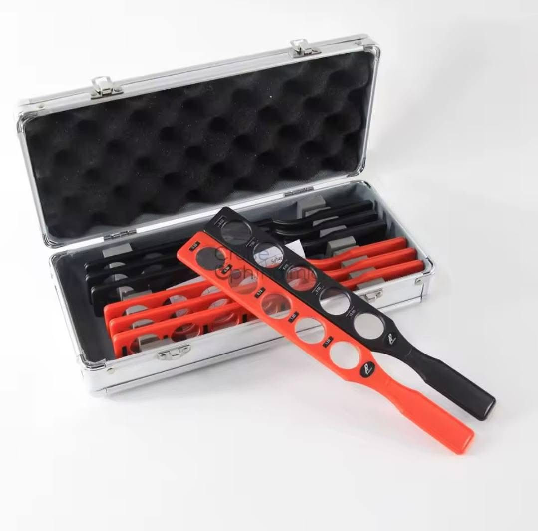 "حامل عدسات تنظير الشبكية". وهي عبارة عن مجموعة من العدسات البصرية المثبتة في قضبان يدوية، وتُستخدم من قبل أطباء العيون وخبراء البصريات كجزء من إجراء يسمى تنظير الشبكية (أو قياس الانكسار الموضوعي) لتحديد الأخطاء الانكسارية في عين المريض، مثل قصر النظر، طول النظر، والاستجماتيزم. جديد لوك
الي يفيدة يراسلني وبالخدمة


**إذا كنت صاحب هذا الإعلان وتريد حذفه لأي سبب، رجاءا أرسل رسالة إلى الدعم الفني**