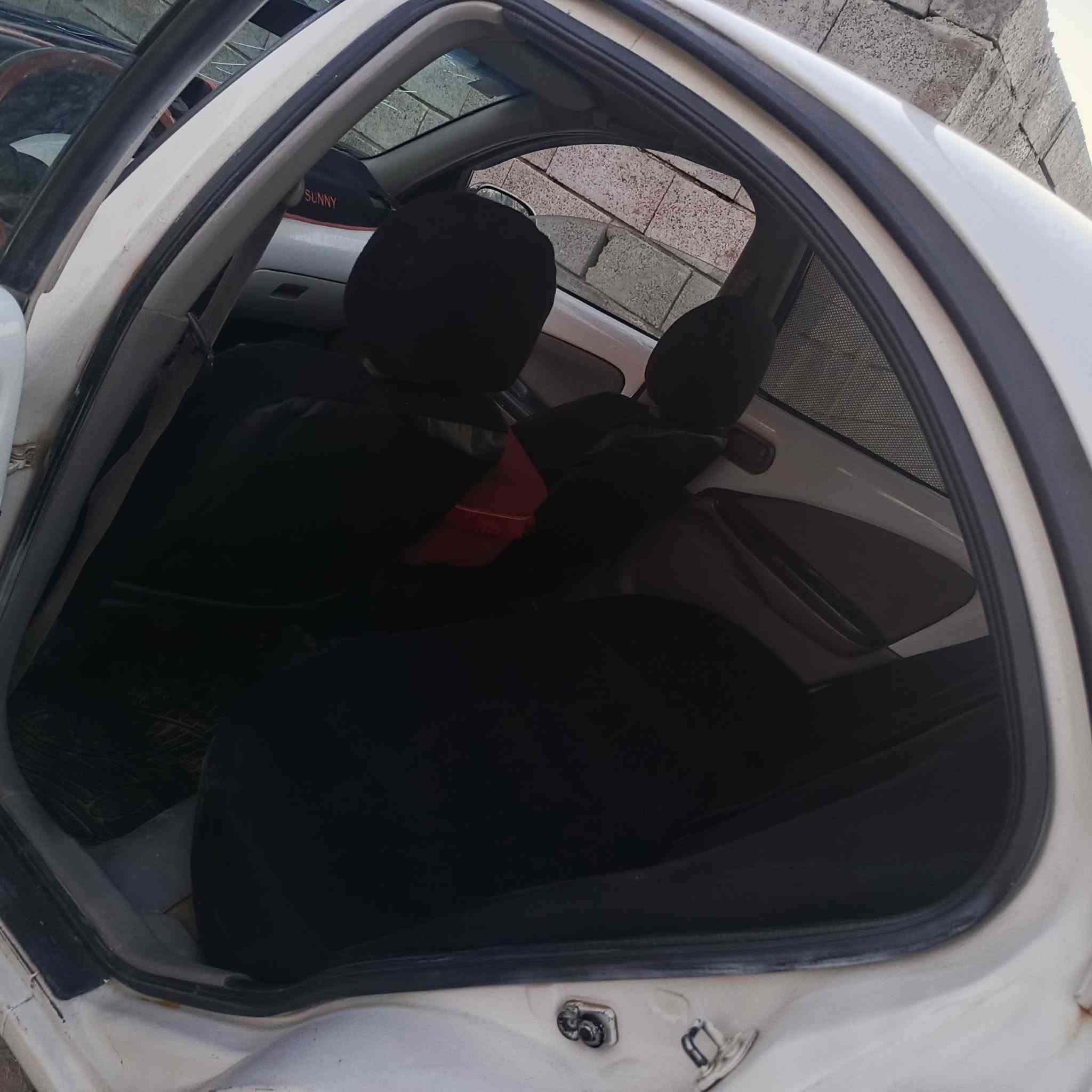 السلام عليكم نيسان سني 2002  محرك 1800 اسود تبريد  منظومه جديده شغال كهربائيات كله شغال  سنتر لوك  سنويه الى2028 صاحبها موجود تحويل رقم جديد كانت صفره مصبوغه ابيض عام  تايرات جدد  دبلات جدد جاهزه من كلشي تشغل وتمشي سعر65وبيها مجال بسيط رقم ***********
