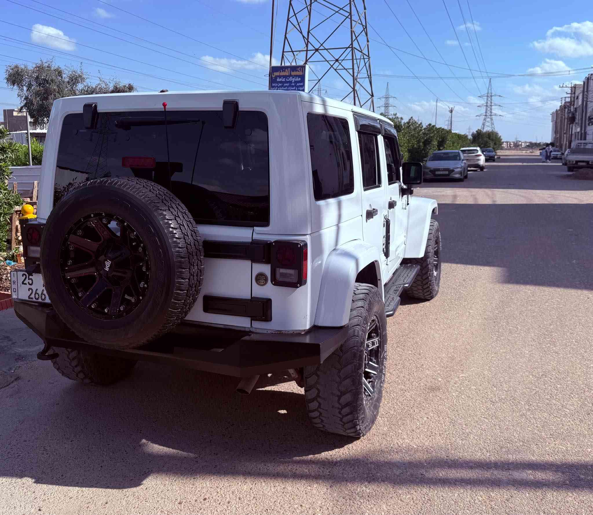 رقم مميز. 
سنوية باسمي 
للبيع
او المراوس 
السيارة جاهزة من كلشي الحمد لله 
*********** بغداد, العراق
