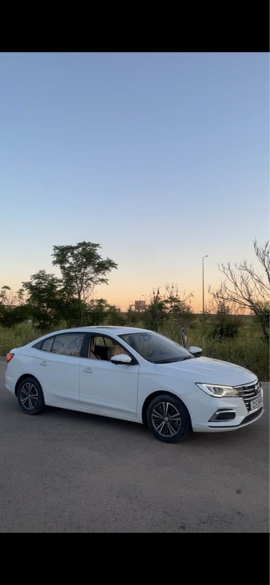 Mg5 luxury فول مواصفات سيارت نضيف وكلين تايتل سيارع بدون دعم من دعامي لدعامي بس اصبع صغير جدا pdr وسياره نضيف حيل سعر رايدين 110بيع مستعجل بي مجال رقم تليفون *********** أربيل, العراق
