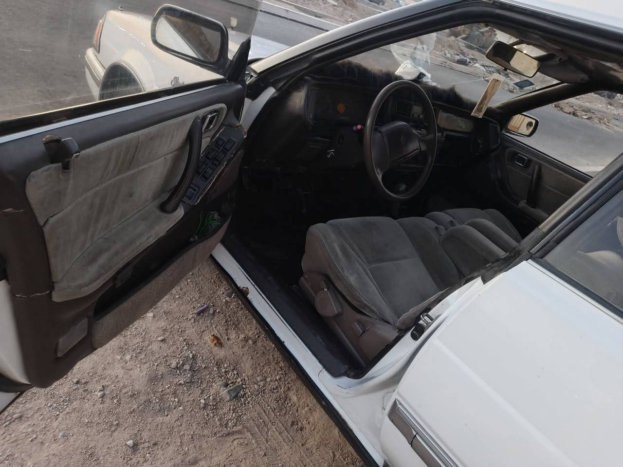السلام عليكم هارتوب للبيع موديل 91سياره مكفوله كفاله عامه من ضربه من صبغ من تبديل مكينه كير تبريد كوله شرط حداديه تخم تاير رقم واسط دولي سنويه نهايت ال29تحويل مباشر سعر45وبيها مجال ***********تصال وتساب ماسنجر مااتواجد
