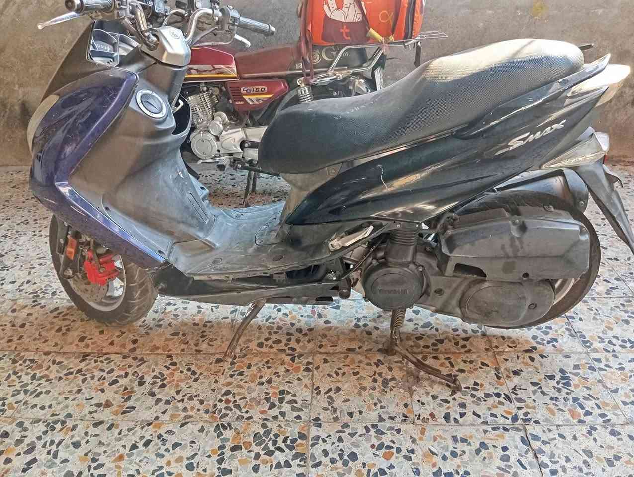 سلام عليكم ماجستة اس كلهة شغالة نقص بس باتري لان تاركهة صالي هواي ما استخدمهة جيب باتري وشغل وطلع
ب600ببهةمجال بغداد شعب ***********
