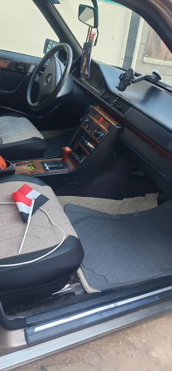 السلام عليكم مارسدس بلادي مكينة كير حدادية تبريد كلة شغال ب60 مكاني بابل ***********
