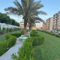 ١٣٠م • مجمع ايادي العدل • صالة+2نوم