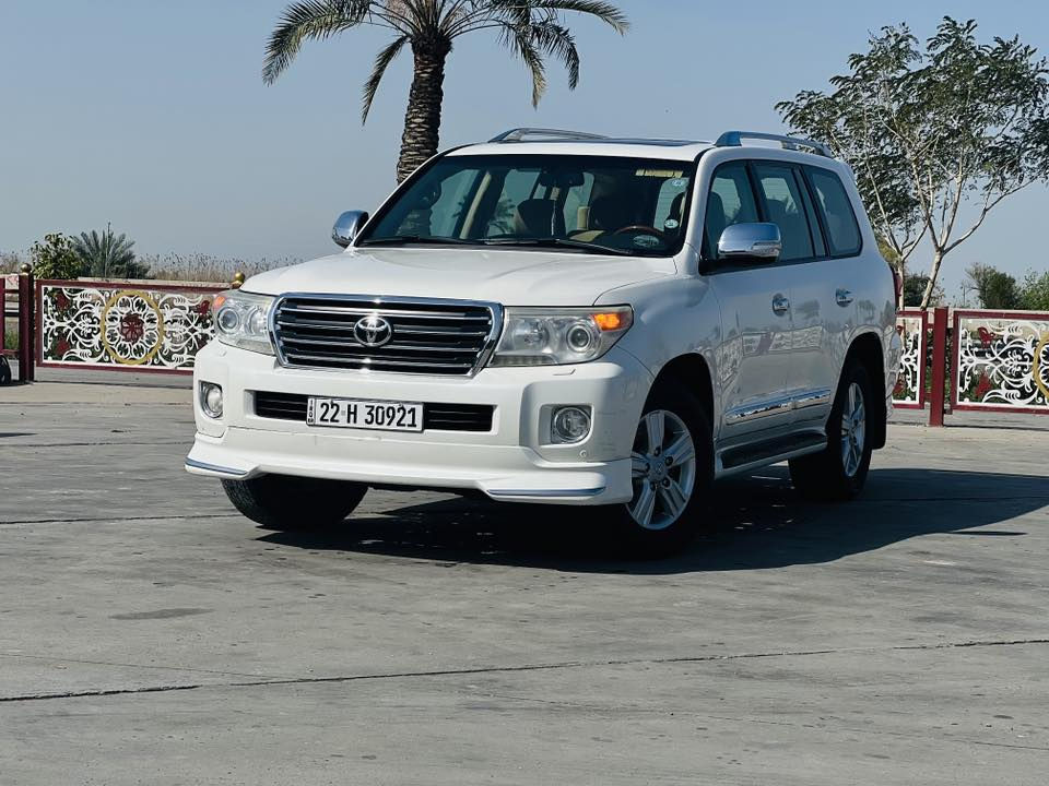 ‏‎سلام عليكم

قطعة نادر الي يدور جديد ومميز 

 للبيع 

لاندكروز 🔥2014🚀 GXR:

السياره احله من الصور بالحقيقه 

فول مواصفات 1/1 💯 :

1- فتحة 🕳️

2- بصمة 🔐 عدد

4- حساس خلفي وامامي 🎶🔊

5- ثلاجة 🥶

4ملاحضة السياره بريممم .. بريممم 

6- 2 كراسي كهرباء 

8- شاشه جبيره 💻

9-كامرات محيطيه👀

10- 8  ايرباك 

11-دفع رباعي 🎮

12- رقم اربيل بأسمي تحويل ثاني يوم

13-بشرط سبير منازل من سياره 

حجم المحرك: ✅6 سلندر

ملاحظة // السيارة  كفاله عامه

جديدة بمعنى الكلمه 

بأسمي شخصياً  تحويل مباشر  

#مفخره_الأرض 🔥

مكان السياره بابل سريع الدولي قرب محطة جنة الفرات 

🟩 السعر 420 وبيها مجال حگ الجه

‭٠٧٧٣ ٥٠٢ ٨٤٩٨‬

***********
‏  

تحياتي لجميع 🌹 🌸
