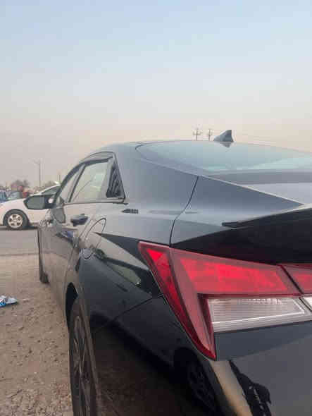 النترا 2021 محرك 2000 كوري
بيها قطه واحده مبدل بيها بنيد 

محرك 2000.  مرقم  أربيل  

    

المواصفات فوووول      .     

شاشه 

بصمه   

تشغيل عن بعد              

جنطه ذكيه كهربائية                               

محرك 2000.                              

حساس لايت 

حساس خلفي بلادي 

حساس أمامي بلادي 

تبريد قطعه

كاميرا خلفيه بلادي 

شاشه  

نظام ترحيب 

نظام مود درايف إيكو وسبورت و عادي

تحكم ستيرن

لد امامي نهاري

 شباك نيكل

مانع انزلاق

مانع انحدار 

لايت عدسات

ايرباكات

جهاز موازنه ABS
السعر:148 وبيها مجال
للاستفسار الاتصال 

📲📲📲📲***********
