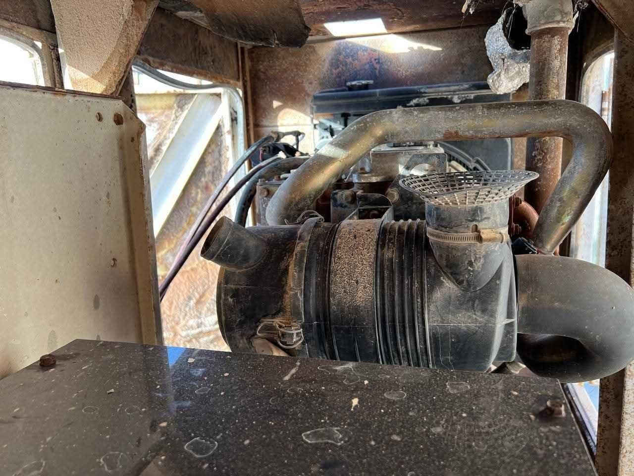 للبيع مولد بيركنزانكليزي سوبر 50 KVA

✅ يتحمل حمل فعلي حتى 200 أمبير.
✅ المولد معمرة بالكامل وجاهز للعمل.
✅ بطارية جديدة.
✅ حالته ممتازة ولا يحتاج أي مصاريف.

💰 السعر: 42 ورقة، وقابل للتفاوض بشكل بسيط للجادين.

للاستفسار أو المعاينة، يرجى التواصل على الرقم .*********** كربلاء, العراق
