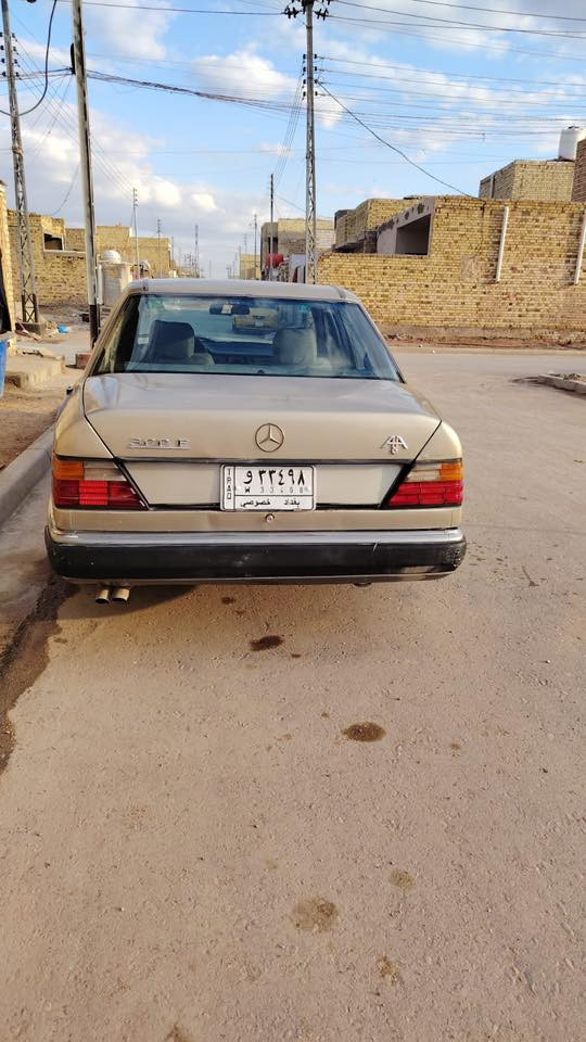 سلام عليكم سياره مارسدس دوب موديل 90سيار خير من الله سنوي 2029 الرقم بغداد بيه مشروع وطني  بيه تعمير بل جاملغ بيه مكينه 2500بطه كلشي شغل السعر 65 وبيه مجال الرقم *********** المكان ميسان حي الموضفين
