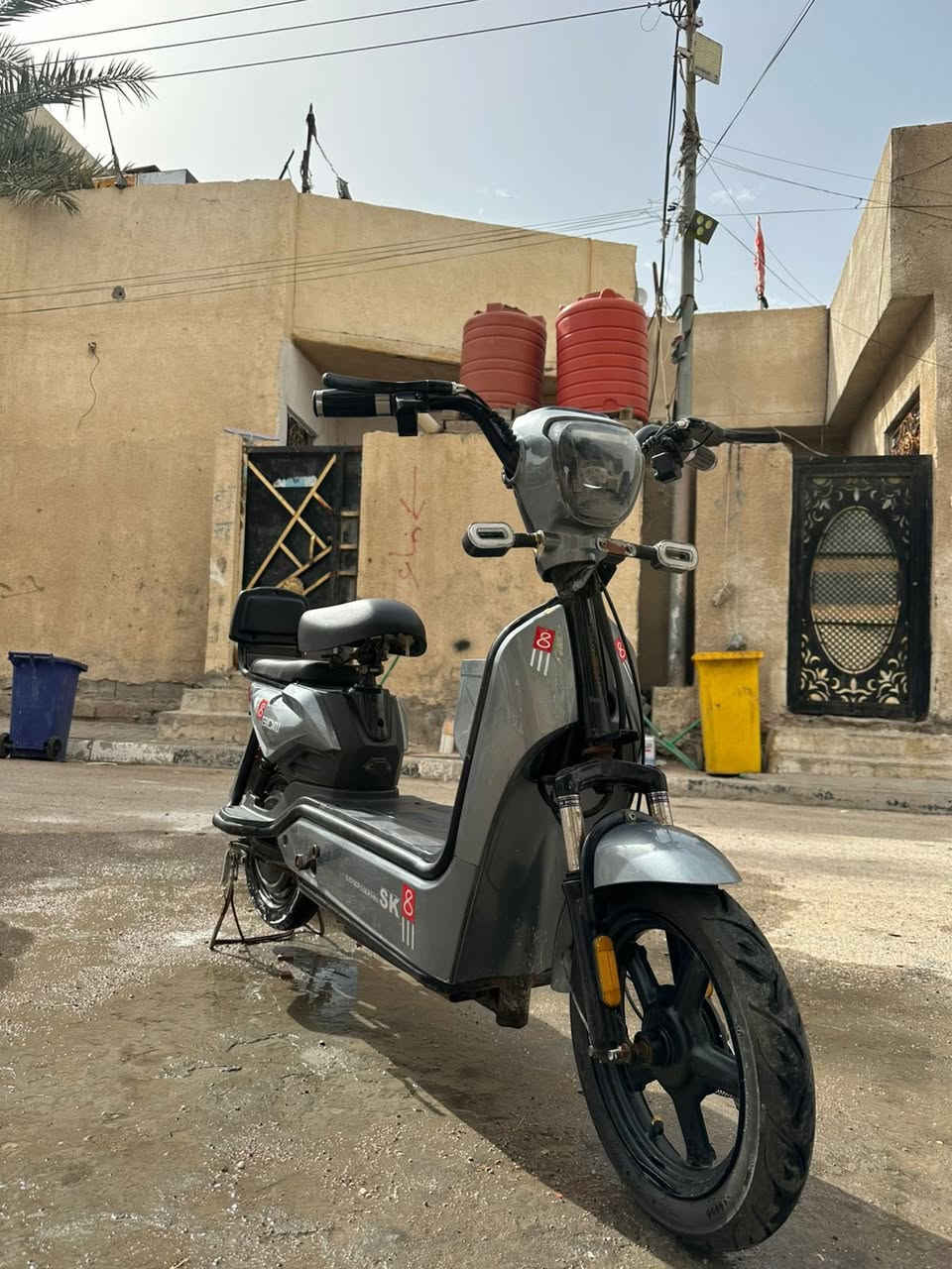 السلام عليكم دراجه شحن للبيع سعر 350وبيه مجال ‪0770 829 8284‬
