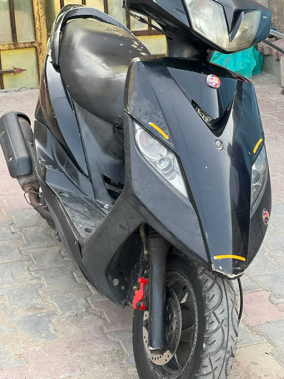شونكم حبايبي
هاي دراجة ثعلب جاهزه من كلشي محرك بلادي غير مفتوحة. سلف وهندر وكهربائيات كلها شغاله تايرات جدد . السعر ٥٠٠
مكان مدينه الصدر الكيارة.للتصال فقط.***********
