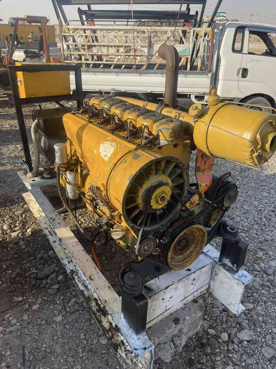 اسلام عليكم محرك دويز 6بستم حاويه شرط مامفتوح توليد 65كيفي بلادي عنون ديالى كفري***********
