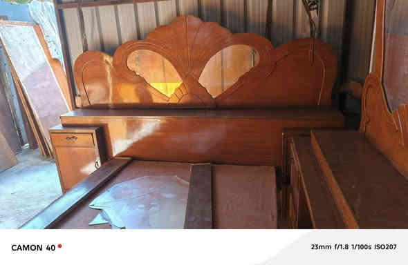 سلام عليكم غرفه نوم البيع تسكام كنتور رتفاعه طابق وربع ضخم كلش سعر 750اتصل على رقم ***********
