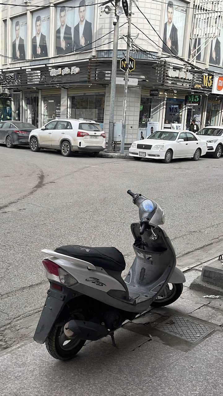 السلام عليكم دراجة ماكس منغولي الدراجة نضيفه ومامفتوحه وسرعه ومعدل ونهضه وكلشي ماعايزها 
وفقط مرتبه ترتيب خارجي 
السعر 650 وبيها مجال


**إذا كنت صاحب هذا الإعلان وتريد حذفه لأي سبب، رجاءا أرسل رسالة إلى الدعم الفني**