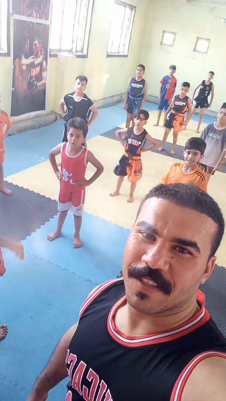 التمرين السبت والاثنين والاربعاء 
من عمر ١٥ وأصغر التمرين الساعه  ٦ بليل
من عمر ١٥ وفوق التمرين الساعه  ٨ بليل
الاشتراك مقدم ٢٥ 
***********  تحياتي للجميع
