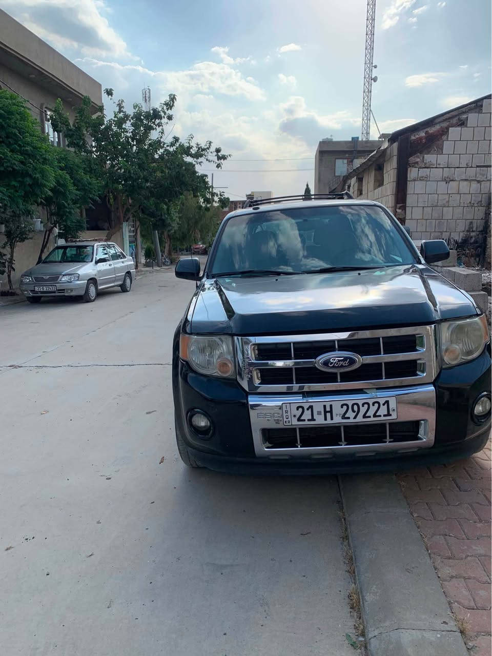 فۆرد ئیسکەیپ ٢٠١٢ فول مواسەفات 
٤ پستۆن
کوشن هیتەر 
٥ ڕەنگ ناو داشبۆرد 
سڵاید
ژمارە سڵێمانی ساڵانە و ژینگە و ڕێگەوبان تازەیە  
ڕەنگیبڕەش تەنها یەک پارچەی بۆیاخە لە سۆنەرەکە دیاریکراوە
نرخی ١١٥ وەرەقە و معامەلەیەکی کەم 
تکایە بۆ زانیاری و بینینی سەیارەکە پەیوەندی بەم ژمارەوە بکەن
 
*********** السليمانية, العراق
