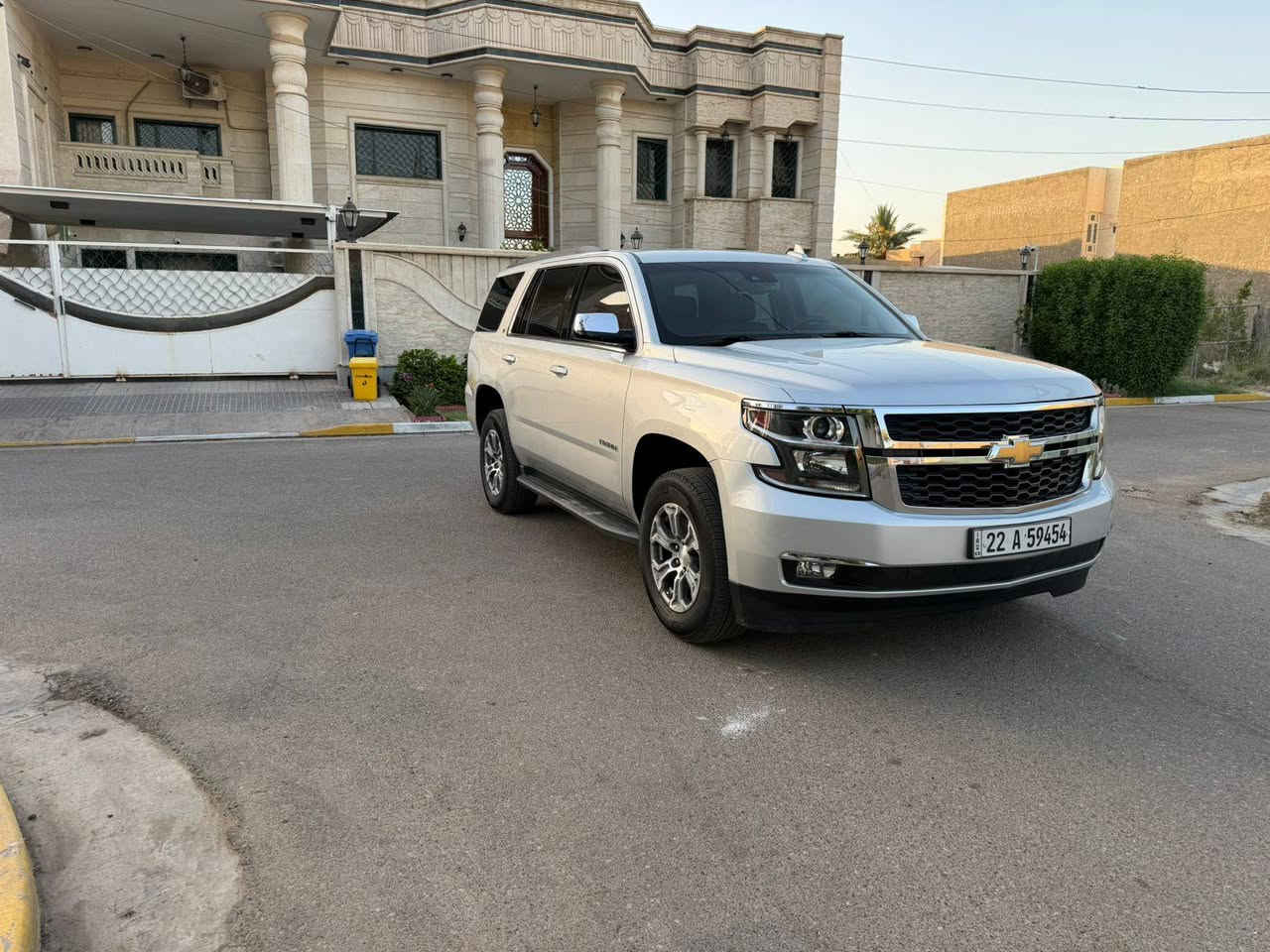 السلام عليكم 
تاهوا 2017 
مواصفات LT
كشن VIP منفصل 
كشنات كهرباء وخزن مومري مع تدفئة كشنات 
كامره خلفيه 
قاصه 
حساسات خلفيه 
رادار امامي 
منضومة زنون كامله 
موافقه تضليل
مكينه وكير وصدر وتايرات كله جديد
رقم اربيل بسمي
السعر 300$ورقه قابل للتفاوض
مكان بغداد
***********
