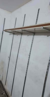 رفوف • شبه جديد • بغداد