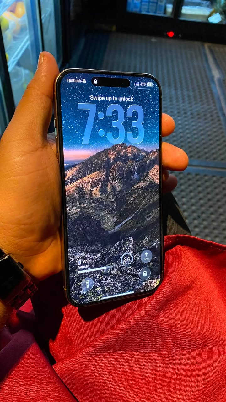 � للبيع | iPhone 16 Pro Max
🔹 سعة 256GB
🔹 اللون: Gold Titanium (ذهبي)
🔹 الجهاز نظيف جدًا، بدون أي خدش أو جلخة
🔹 مع الكارتون وجميع الملحقات الأصلية
🔹 نسبة البطارية 92%
🔹 لم يُفتح أو يُفك أي برغي نهائيًا
🔹 على الفحص بأي مركز تختاره

💰 السعر: 860 دولار

📍 الموقع: دهوك

📞 ***********
