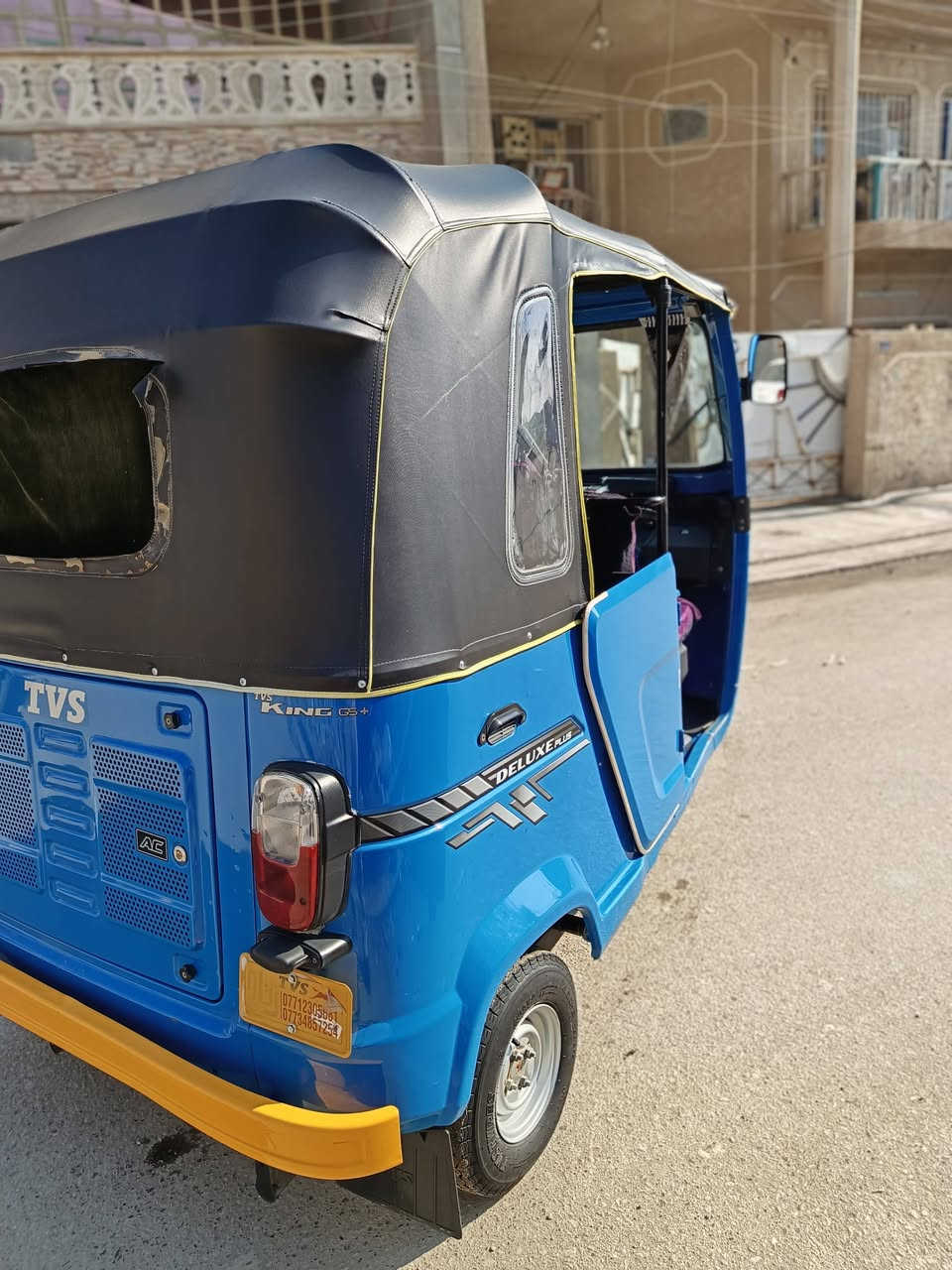 للبيع تك تك TVS
موديل ٢٣
مرقم كامل 
مكفولة من كل شيء
بيها شخط بالجاملغ الأيمن
(٨ملايين) (٨٠٠٠٠٠٠) 
المكان بغداد الشعب الثعالبة
رقم الهاتف ***********
