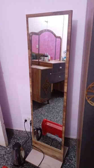 غرفة نوم تركي نضيفه بوب مو سلايت 7قطع 750بي مجال
زولية 3ب4 سعر 30
دوشك نفرين 75
العنوان عامريه الفلوجه 
***********
