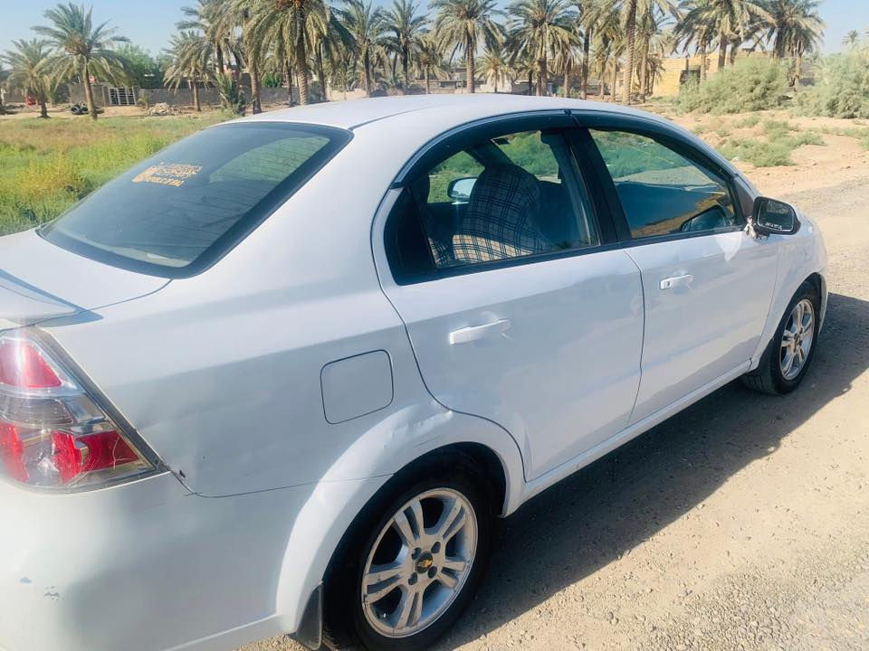 السلام عليكم افيوامريكي للبيع موديل 2011 بأسمي سنويه لغايه 2029 جاهزه من مكينه وكير وتبريد وحداديه وتخم تاير فقط الهلاليات الخلفيه معمره بدون ضربة السعر 66 وبيها مجال للشراي ***********
