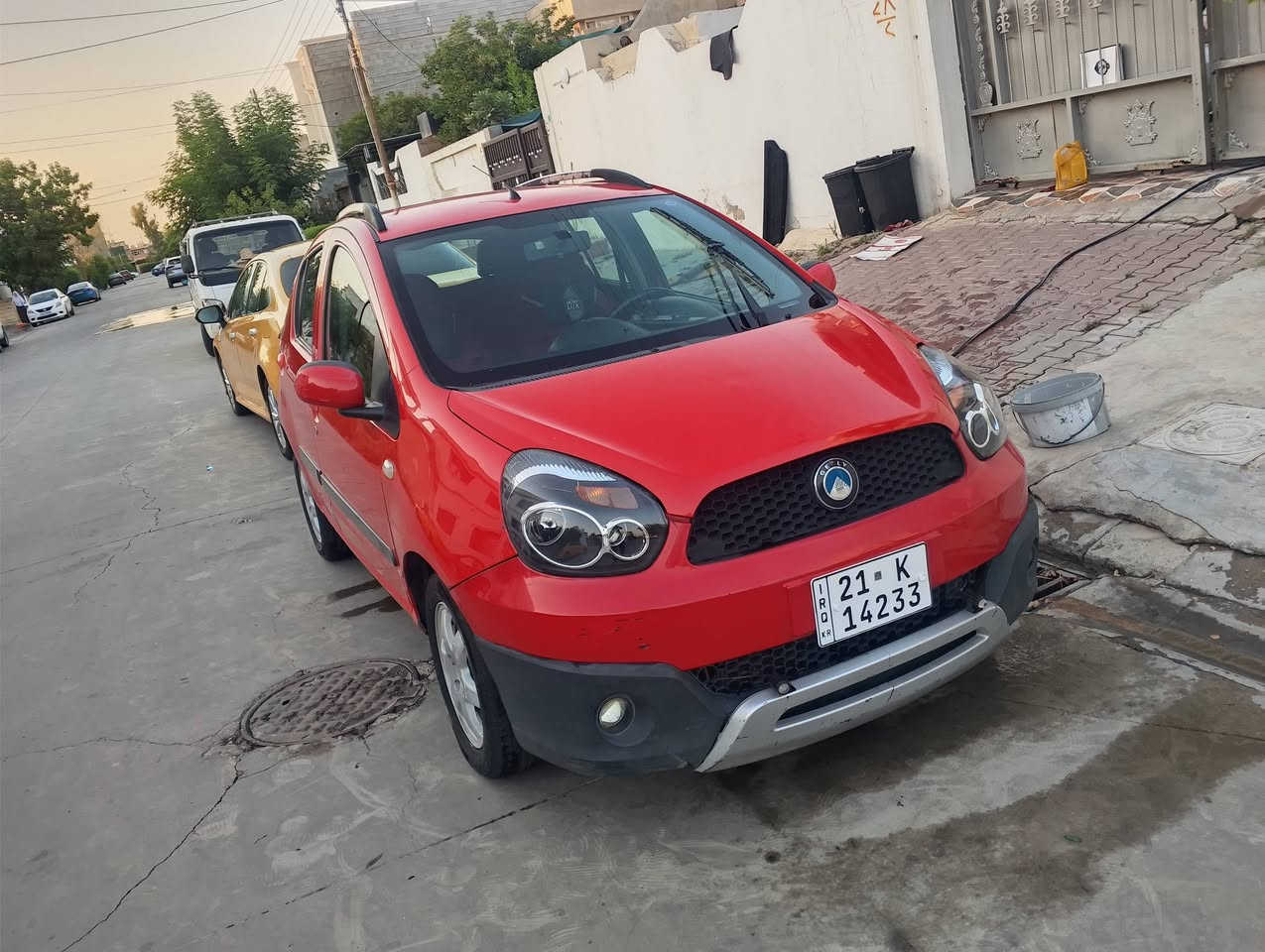 سلام عليكم باندا كروز سنويه 31 هزه وفحص جديد محرك كير تبريد شرط كير أوتو موديل 14 بدون صبغ سعر 59 وبسمي مكان كركوك. ***********. 0751152155
