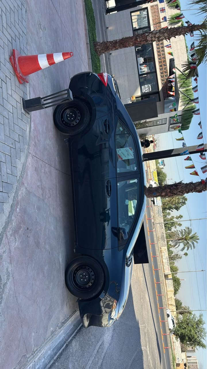 كورلا 2018 LE رقم سليمانيه بدون صبغ بدون تبديل بشرط محرك 1800 سياره جاهزه ومابي برغي نقص من كل النواحي كًير محرك تبريد صدر بشرط سعر 133$  لاستفسار   *********** كركوك, العراق
