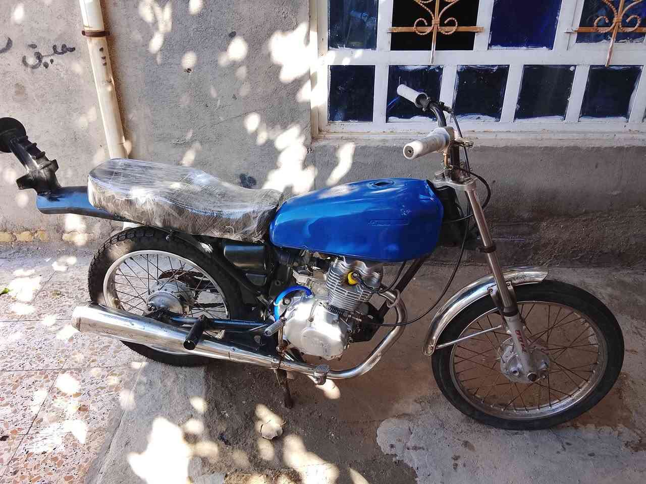 سلام عليكم دراجه البيع مستعجل عل بيعه كلش كبل انتصل لن ماه متواجد عل نت اي والله بيع مستعجل دراجه عوزه دبلات وعوزه كعكه عوزه دوازات مال رجال جراحه خير من الله واطلع وين ماه يعجبج دراجه كلك  ***********
