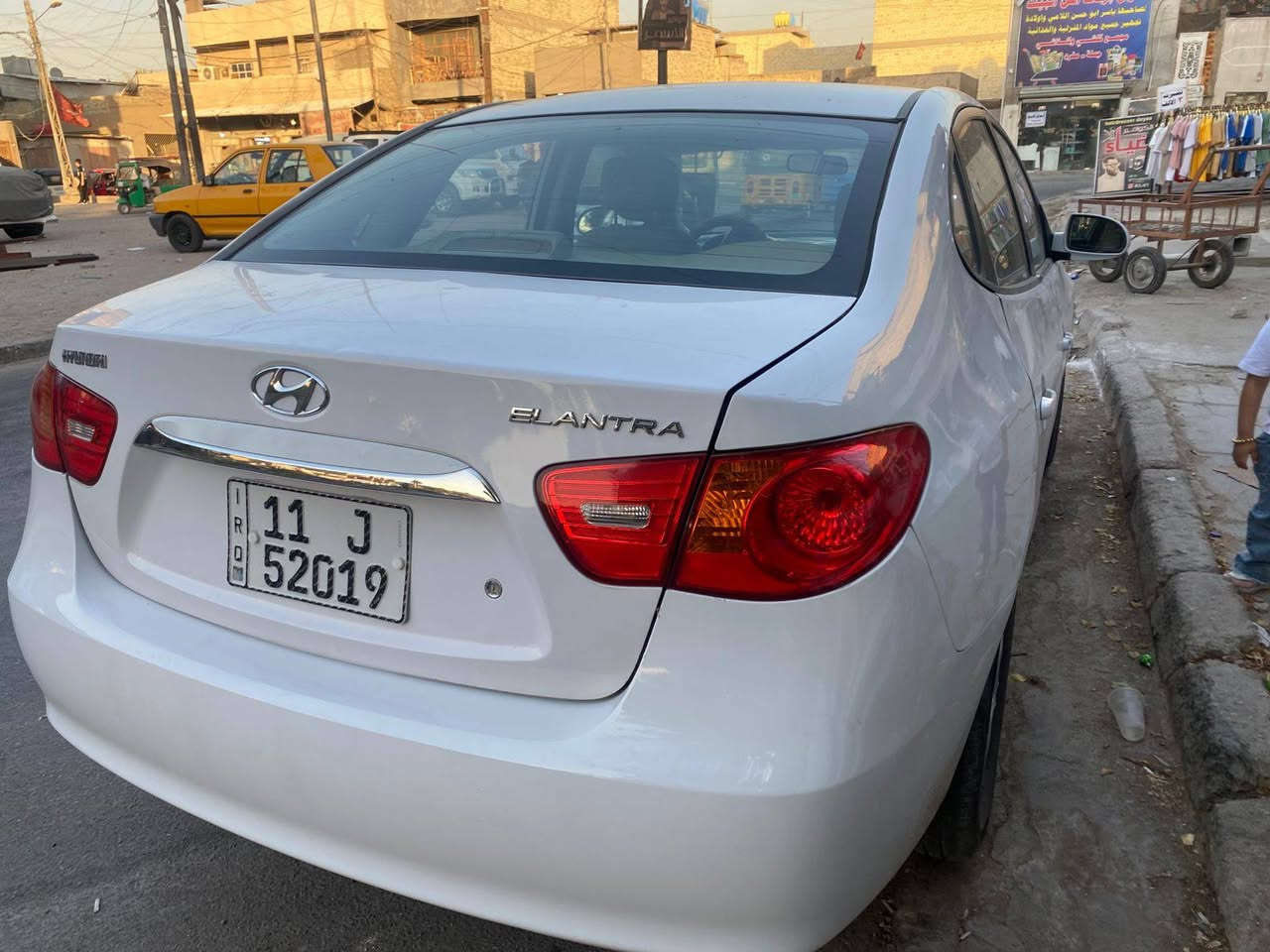 السلام عليكم 
النترا خليجي 2009
بغداد باسمي مشروع وطني 
محرك 1600 كير تبريد مكفول 
مبدل قماره فقط اثر سقوط حائط عليها
وتصليح درجة اولى ومكلفة هواي 
السعر 67 وبي مجال
التواصل ***********
بغداد حي اور
