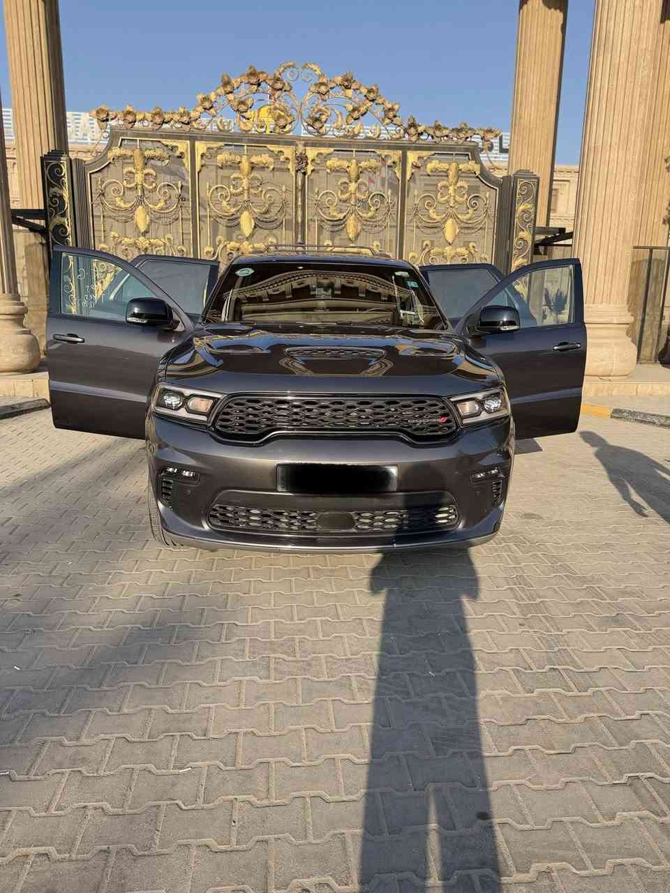 السلام عليكم
للبيع دوج— دورنكو
موديل 2021— اصل 2018
الوحة— بصره حره دولي
الفئه—- GT
————————————-
شاشه كبيره
كامره دواره مع الاستيرن
بصمه+بصمه ابواب
تشغيل عن بعد
شفتات استيرن
دواخل جلد كنتارا
كشنات كهرباء الاثنين 
تدفئه كشنات 
فتحه سقف
وبعد بيها هواي مواصفات ال GT معروف
———————————————-
السياره وارد امريكي موضح ضررها في الصور 
السياره بيها تبخير في المكينه

مكاني البصره المعقل
 ***********

السعر $210  وبيها مجال
