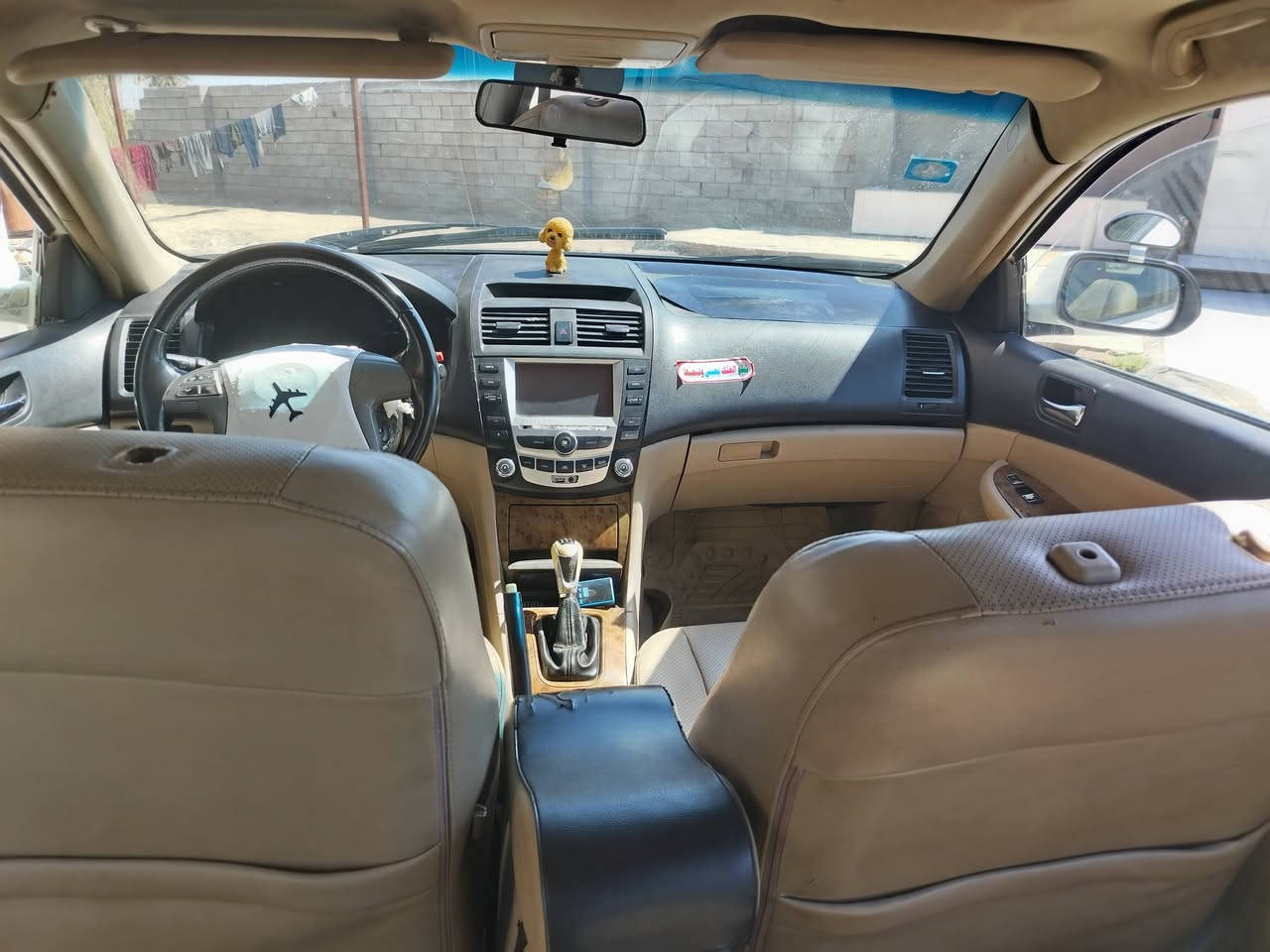 السلام عليكم للبيع بي واي دي F6 رقم واسط دولي سنويه مججدده لل ٣٠ مؤديل ٢٠١٢ كير عادي سياره خير من الله جاهزه بلاديه بدون حادث كهربائيات كلها شغاله شاشه كامرا فتحه تحكم فول مواصفات سياره مال جناي السعر ٣٢ وبيهه مجال العنوان واسط الزبيديه ***********، ***********
