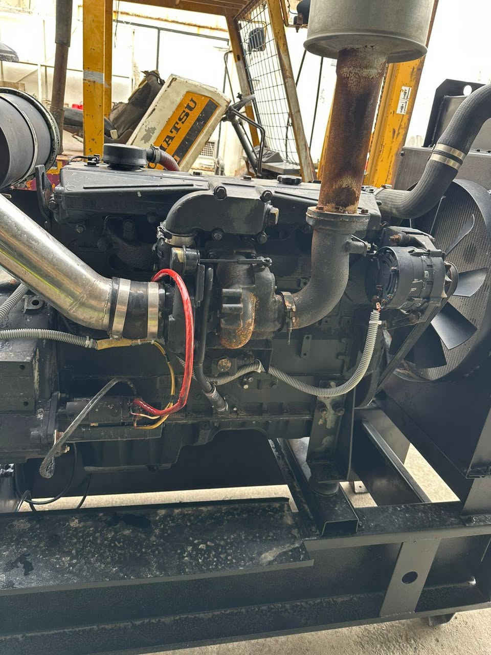 بيركنس ٦ سلندر بةم نوفل جاهز بس سلندر كسر ثلج بس شرط تولد 80kv مكان ارببل صناعة جنوبية رقم واتس اب ***********
