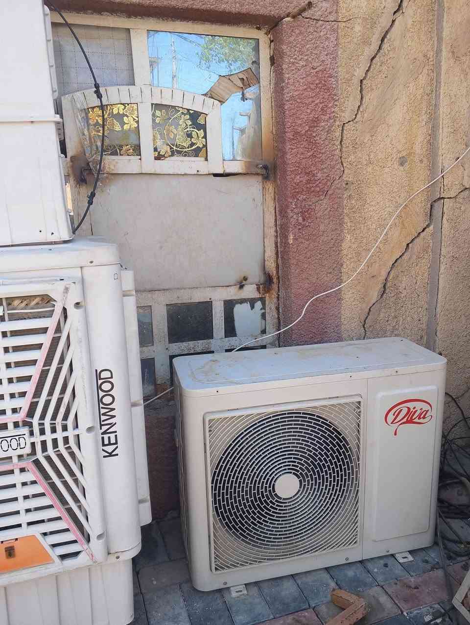 سلام عليكم سبلت عامودي جديد عل فحص تبريده ثلج طنين وثلث بغداد ***********لتواصل واتساب او تصل سعر 550
