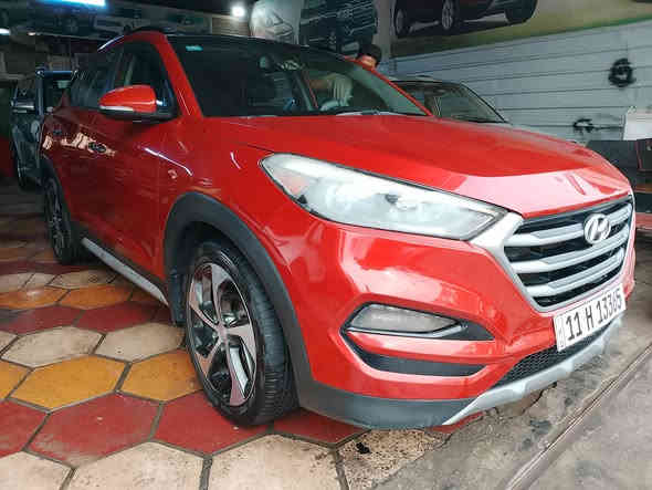 .السلام عليكم
توسان موديل 18 فول مواصفات سياره 1/1
ورد مريكي الحادث جملغ بنبد بدون دوخل سونار موجود بل 
كير محرك تبريد مكينه كفاله عامه 
تخم تاير شواصي مكفولات بلادي 
دوخل نظيفه سياره حلو معنا الكمله بل 
فول مواصفات سياره 
1/1
رقم بغداد نكليزي سنويا جديد هزه جديد تحويل ثاني يوم 
سعار سياره 145بي مجال شي بسيط 
العنوان بغداد بلديات نتصل وتدلل 
***********
