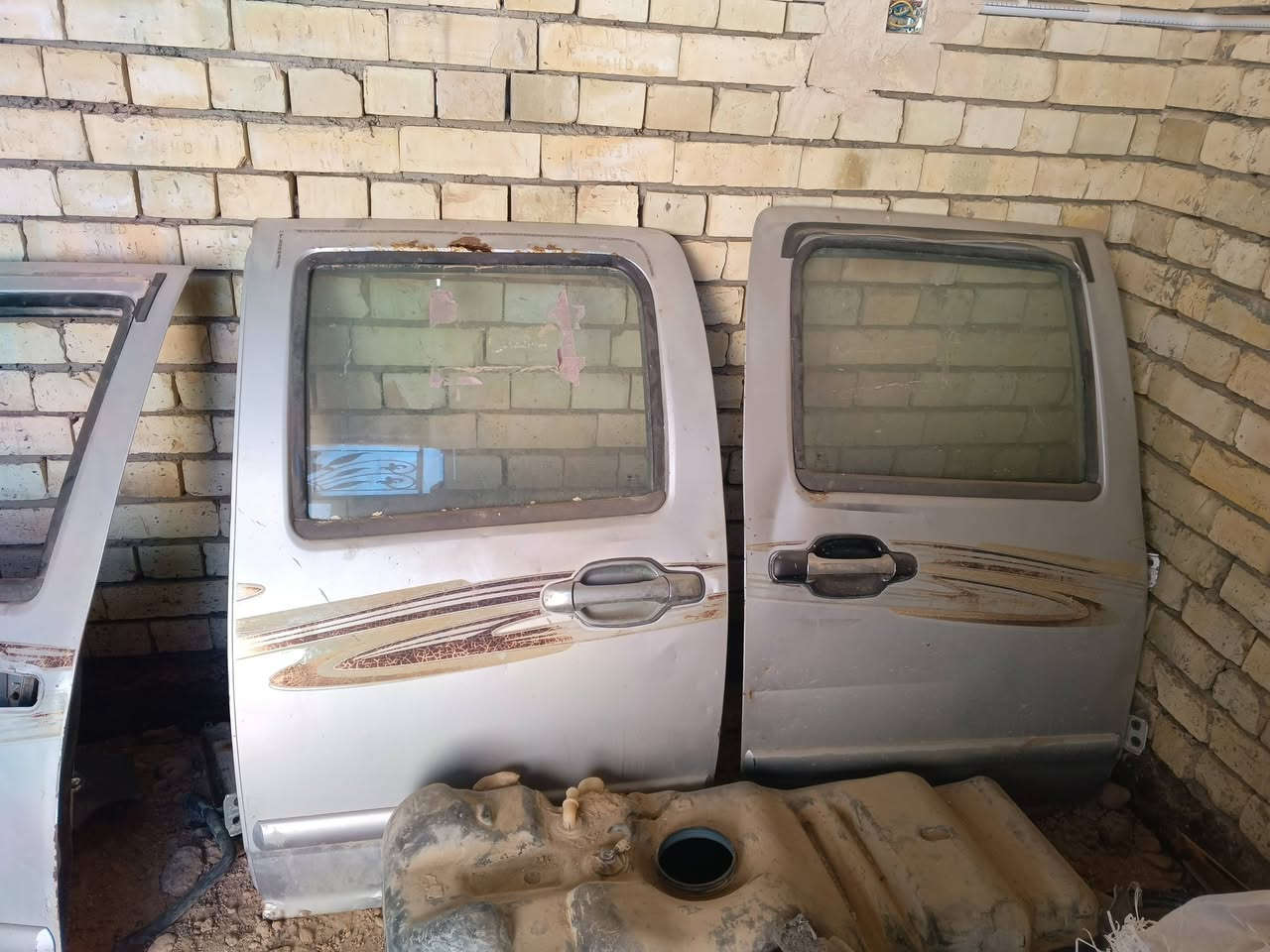 سلام عليكم قطع غيار كريت ويل 2012معارقم قادسيه تصقيط ب 15ورقه ***********
