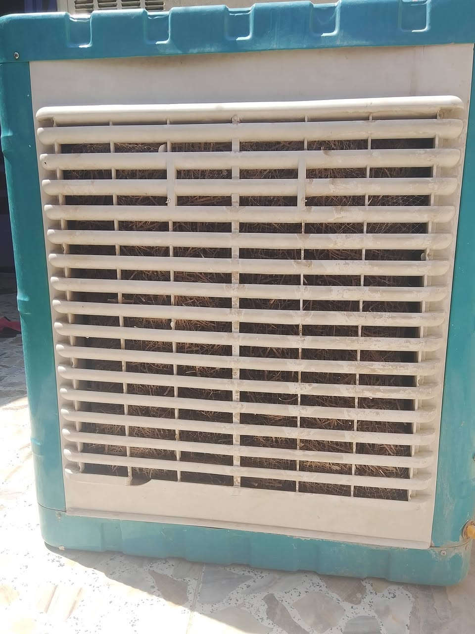 للييع حجم2500جديده استعمال قليل ماطور محرك
السعر 40 
نهائي دوره ميكانيك جسر اسيا ***********
