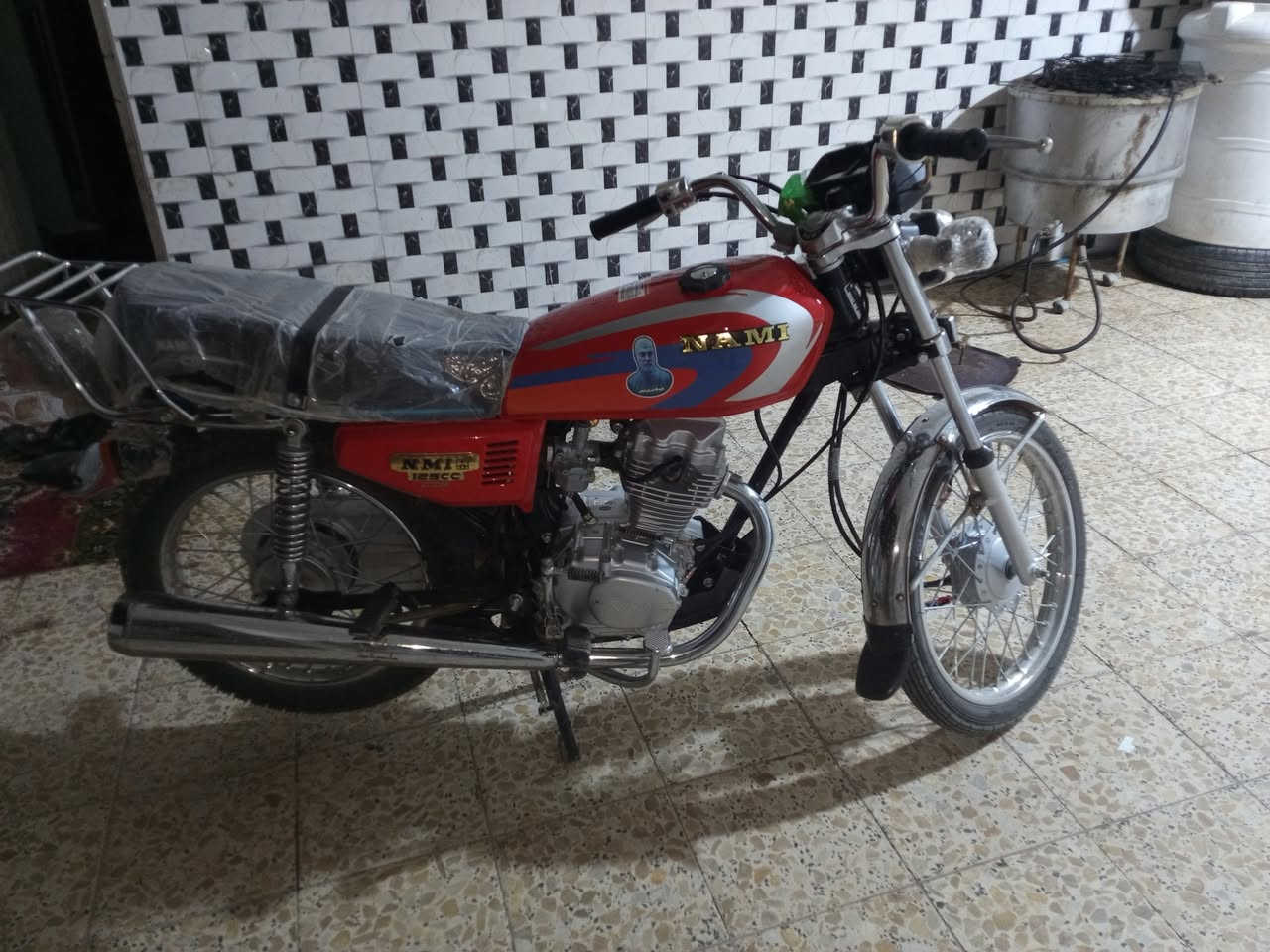 سلام عليكم دراجه سكنر للبيع موديل 26 دراجه صافيه وجاهزه تبديله دهن وحده ‪***********
