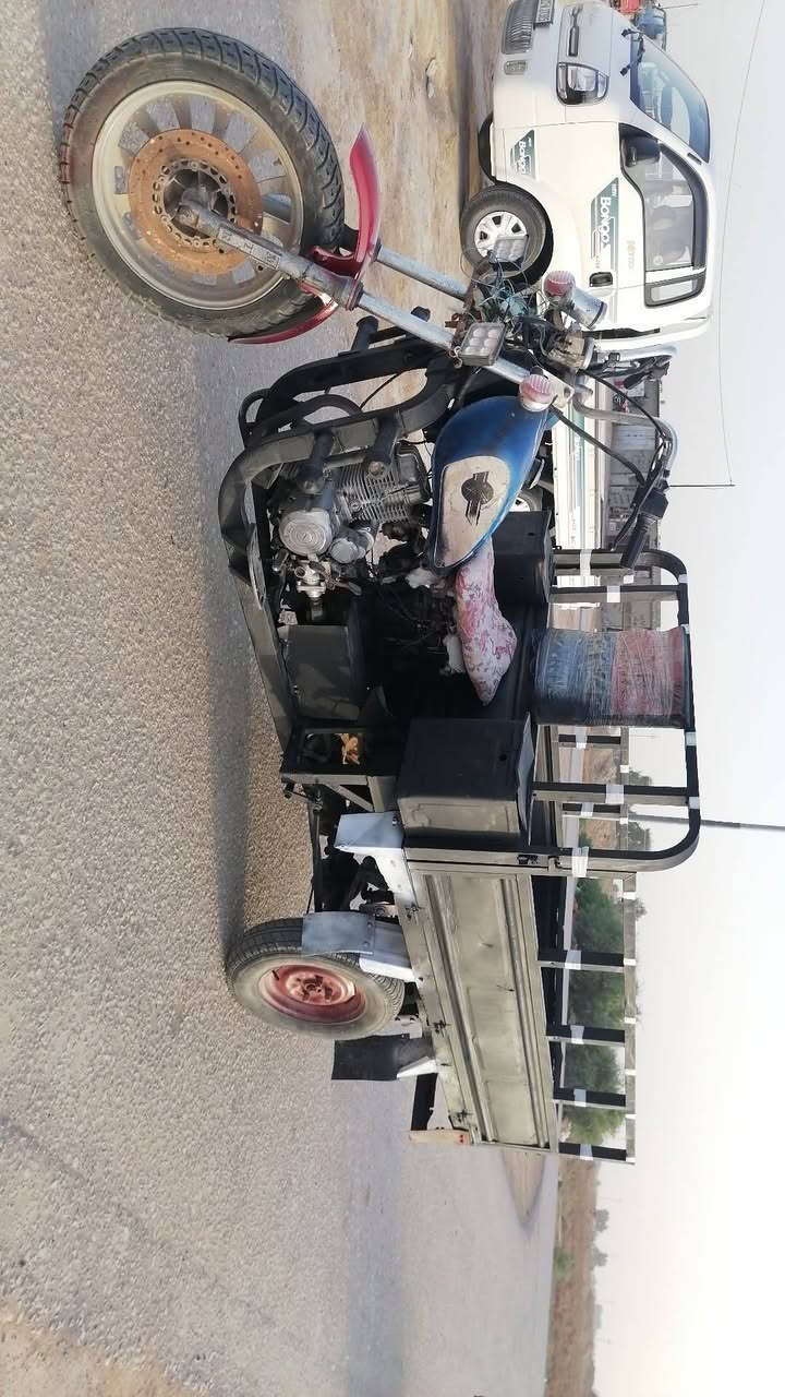 سلام عليكم ستوته البيع متيار موديل 2011 وراق صولي شرط الصولي كهربائيات كله شغاله محرك جديد تخم تاير جديد شاصي مكفول مكاني بابل تصل آبيك خير ودلل ***********
