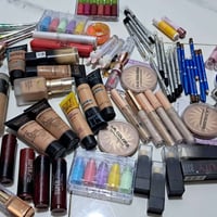 مكياج • ادوات تجميل • مجموعة مكياج • مستحضرات تجميل • مكياج جديد • مكي...