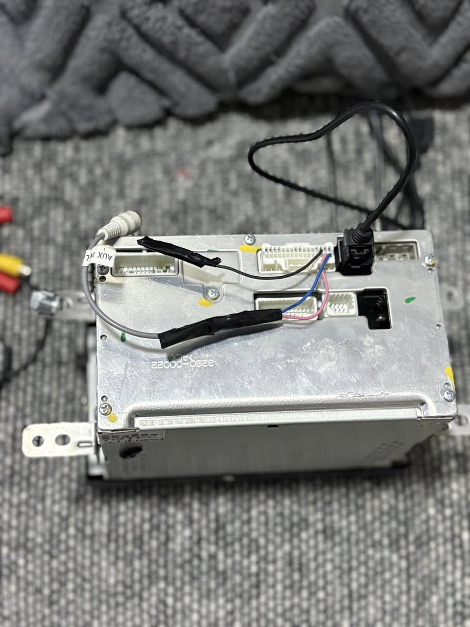 سلام عليكم عندي شاشه نيسان سني اصليه تدعم كار بلي شرط فحص وياه كامره اصليه اتصال هذا رقمي ***********  سعر 190  الف
