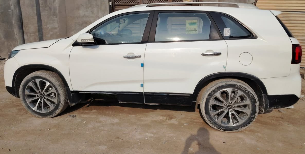 السلام عليكم سورنتو خليجي 2015 حادثها تبديل بنيد وجاملغ ما واصل   الغد ولا شاصي يعني كفاله الغد وشاصي والمكينه سنويه جديده رقم بصرة هزةالشهر الثاني والسوونار موجود  مواصفاتها نص فول بصمه تشغيل بصمه بيبان تبريد 3 قطع السعر 160 وبيها مجال *********** البصرة, العراق
