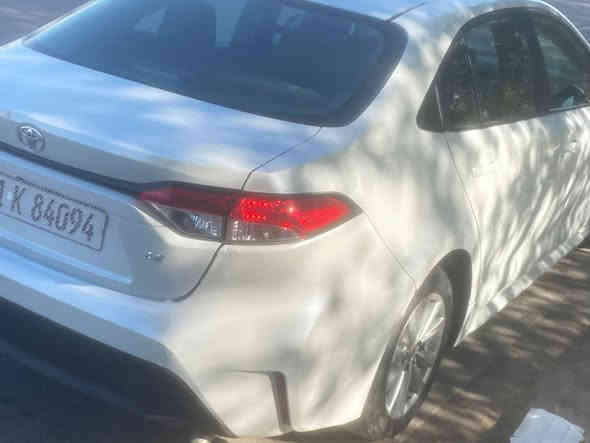 السلام عليكم 
للبيع 
كورلا موديل 23 Le 
وارد أمريكي 
بجم كبس 
 رقم بغداد 
سنويه بإسمي 
حادث جانبي 
صبغ بابين مع جاملغ فقط 
فول مواصفات 
فتحة سلايت 
بصمة  تشغيل 
بصمة  ابواب 
هند بريك بصمه 
رادار امامي توقف آلي
رادارات جانبي 
ويل كب بلادي 
السياره جاهزه بدون اي نقص
السعر 158$
الاتصال ع الرقم 📞 ***********
