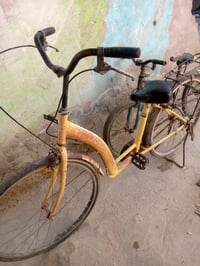 بيسكلات للبيع • بحالة تحتاج تصليح • قرب محطة القادسية