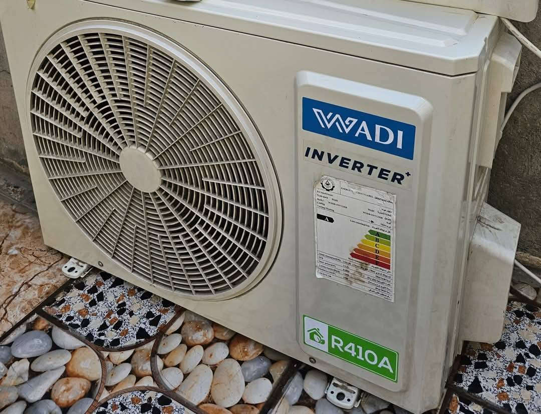 سبلت الوادي حجم 2طن     انفيرتر تحكم امبير يشتغل علسحب على 3 مراحل 4و6و8 امبير
جهاز نظيف جدآ بلادي برغي مامفتوح بي 
بدون اي تصليح تدفئة تبريد غاز 410 
ملحقاته كامله بوراي ريمونت قاعده وايرات كلهن كاملات غازه مقفول 
سعره 550 قفل 
📍مكاني بغداد قريب الشعب بوب الشام 
📞للاتصال بالرقم ***********او وتساب 
يوجد خدمة توصيل 🚛داخل بغداد ولكل المحافظات
