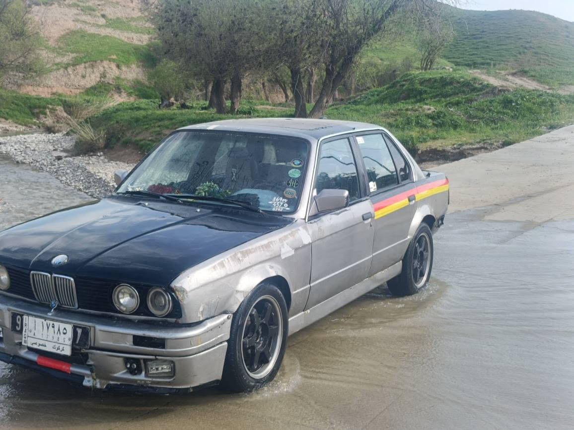 bwm 28$مجال کە م
بیئم زعرە  316 ڕقە م  کرکوک  
مۆدیل 19887 گیری  بە شە رت  مکنە  520     مە کینە  دوکال  اکات  هه موو گیای  بە شە ر ت  ـبە شە رت  تحویل و بڕوا موس 
ژ.م *********** شمشمل, السليمانية
